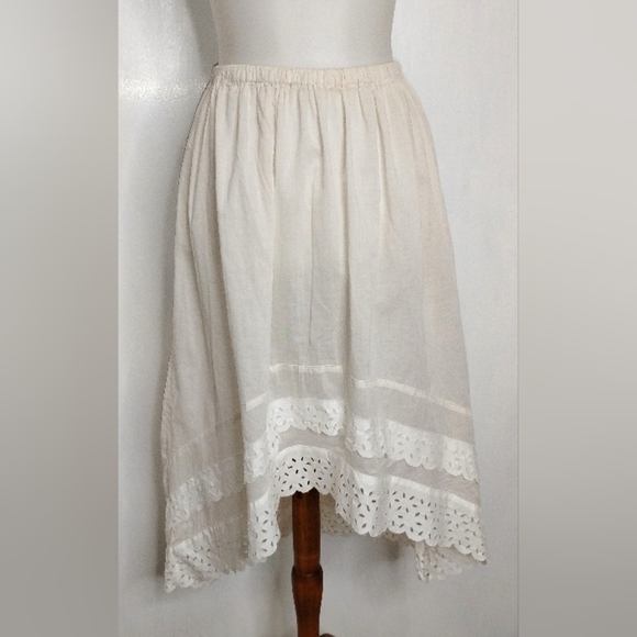 COTTON PINS & NEEDLES LACE SKIRT - Picture 4 of 6